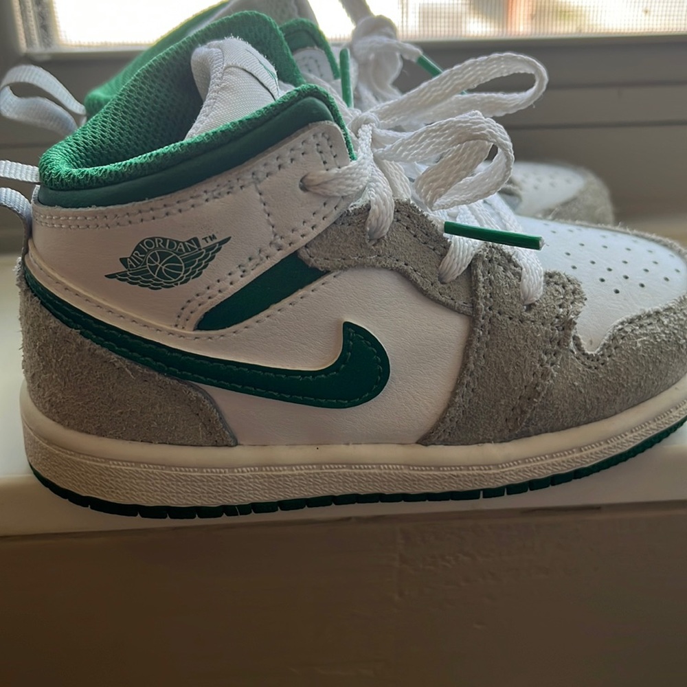 Jordan Pine Green